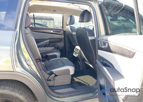 2024 Volkswagen Atlas 2.0T Peak Edition Se W/Technology from USA, damaged, VIN 1V2CR2CA6RC584174